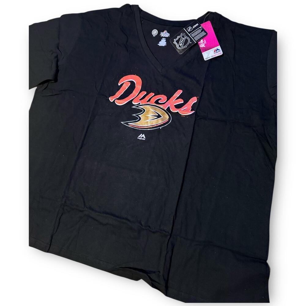 NWT NHL Anaheim Ducks Glitter Logo Tee – Women’s 2X - Picture 3 of 7
